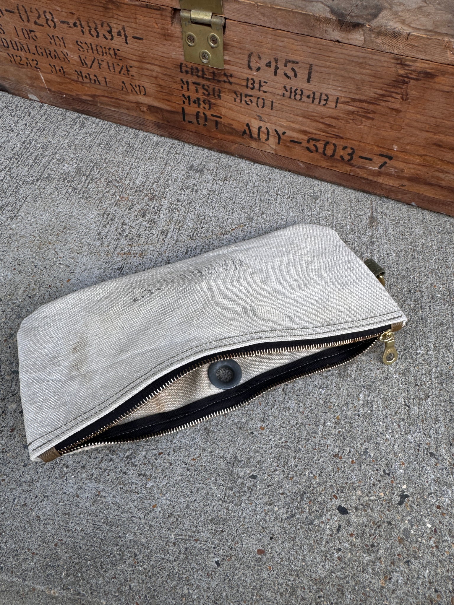 “WARREN” Zip Pouch