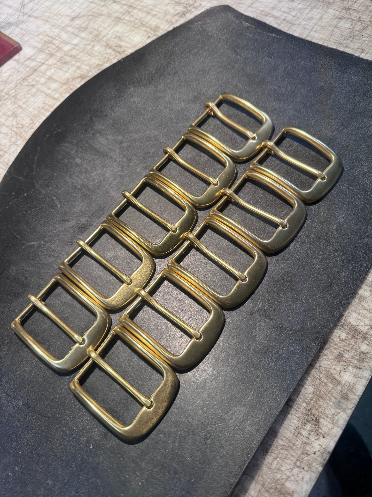 1.5” Solid Brass Belt Buckle (10x)